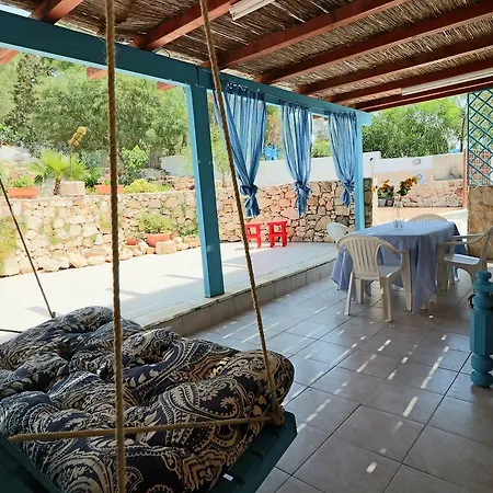 Casa Vacanza Bolivar A Ferienhaus Sannicola