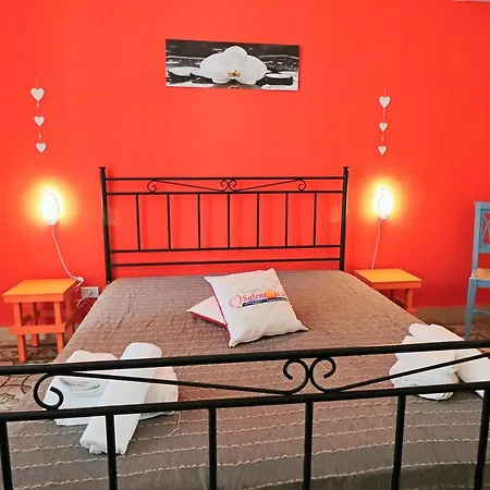 Casa Vacanza Bolivar A Ferienhaus Sannicola
