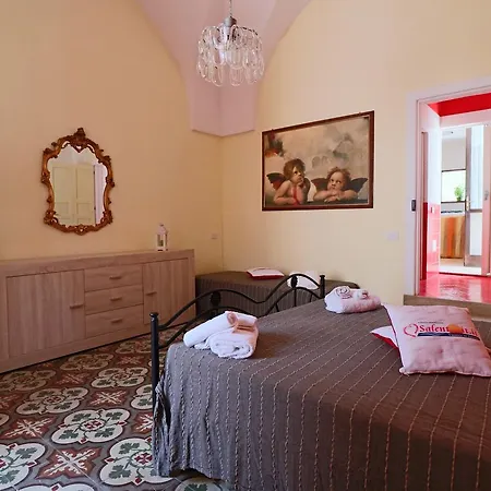 Casa Vacanza Bolivar A * Sannicola